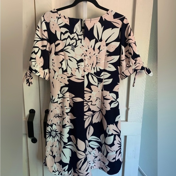 Eliza J Floral Shift Dress Sz S - Picture 4 of 7